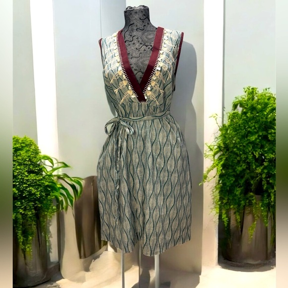 HOSS INTROPIA Fish bone embroidery midi size 42 US 10 - Picture 1 of 12